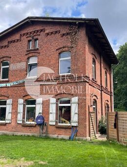 Ehemaliger Bahnhof mit Geschichte - Charmantes Landhaus auf großem Grundstück - Schnega