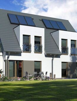 Ihr Traumhaus in Hallstadt: Doppelhaushälfte mit Charme und Effizienz - Hallstadt