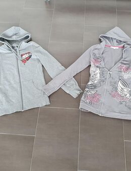 2.Sportliche Damen Kapuzen-Jacken/Sweaters "Tally Weijl" Gr.36/38 (S) Grau Bedruckt mit Nieten **Top** Anschauen - Köln