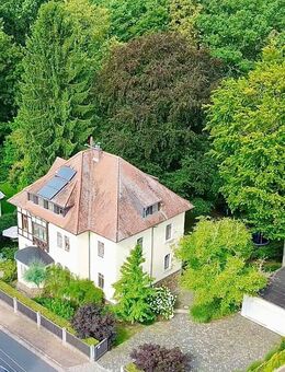 Zweifamilienhaus als Gründerzeitvilla mit schönem Grundstück in Radebeul/Friedewald - Moritzburg