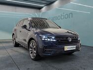 VW Touareg, 3.0 TDI R-Line IQ Light, Jahr 2023 - München