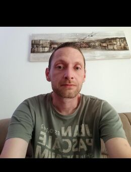 Er Sucht Sie - Riesa