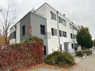 Moderne Maisonettenwohnung mit Terrasse, Gartenanteil, Einbauküche, TG-Platz sowie Aussenstellplatz - Herzogenaurach