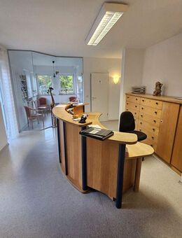 Lichtdurchflutetes Haus mit Ausstrahlung - vielseitig nutzbar als Praxis oder komfortables Eigenheim - Ebern