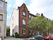 Modernisiertes Zweifamilienhaus mit Gartenoase und Carport in zentraler Lage von Hamm - Hamm