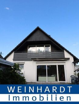 Schönes Zweifamilienhaus mit Garten in ruhiger Lage von Hamburg-Hausbruch - Hamburg