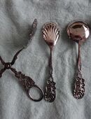 -8-Kuchengabeln+je 1 Kuchenschaufel+Sahne-u.Zuckerlöffel+Zuckerzange versilbert + St.-8-Espressilöffel Spatendekor in 53111