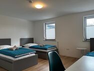 1 Haus für Sie alleine, mit 8 Zimmer, TV, Internet, 2x Küche, 2x Dusche/WC, Waschmaschine, Trockner, Parkplatz - Altbach