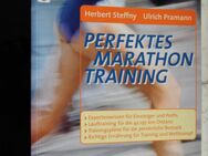 Perfektes Marathontraining Marathon Laufen Lauftraining Lauftrainer fit for fun Nordic Walking Step-Aerobic Trampolin Ausdauer Fitness Training 8 Bücher zus. 10,- - Flensburg