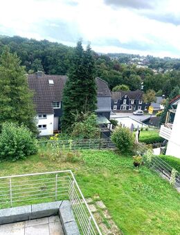 IMWRC – Hückeswagen erfüllt Wohnträume! Saniertes 1-2FH mit Blick ins Grüne! - Hückeswagen (Schloss-Stadt)