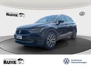 VW Tiguan, 2.0 TDI Life, Jahr 2023 - Dinklage