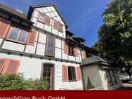 Mehrfamilienhaus mit ehemaliger Metzgerei neben Schulzentrum - Idealbedingungen für einen Imbiss!!! - Geislingen (Steige)
