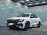 Audi Q8, 55 TFSIe Q 2x S LINE LM23 OPTIK-PKT S-SITZE, Jahr 2021 - München