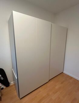 Ikea Kleiderschrank - Berlin