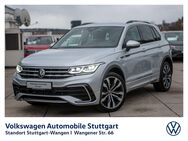 VW Tiguan, 2.0 TDI R-Line, Jahr 2023 - Stuttgart