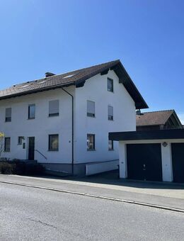 Solides Dreifamilienhaus mit einer freien 4-Zimmer-EG-Wohnung im bayrischen Vorort von Wangen - Wangen (Allgäu)
