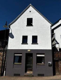 +++Modernisiertes, gemütliches Einfamilienhaus mit Terrassen im Ortszentrum+++ - Contwig