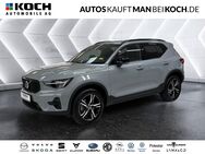 Volvo XC40, B4 Plus Dark M Hybid, Jahr 2024 - Berlin