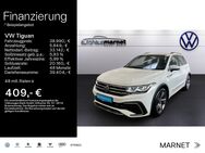 VW Tiguan, 1.5 TSI R-Line Digital, Jahr 2023 - Wiesbaden