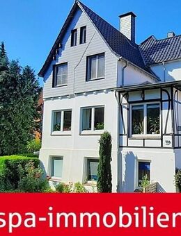 Charmante Stadtvilla mit großem und schön eingewachsenem Gartengrundstück - Schleswig