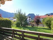 Gemütliche 3-Zimmer-Wohnung mit Südterrasse, zwei Bädern, Hobbyraum u. Garage in ruhiger Lage - Inzell