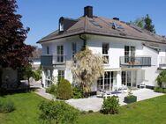 Ihr neues Zuhause in Icking: Sonnige Doppelhaushälfte mit viel Platz und idyllischem Garten! - Icking