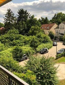 FFM-Zeilsheim: Wunderschöne Meisonette mit zwei Balkonen in ruhiger Lage - Frankfurt (Main)