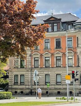 CO-CITY ** 6 Zimmer in einer Altbau-VILLA ** ca. 170 m² ** 2. OG - Coburg