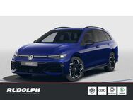 VW Golf Variant, 1.5 eTSI R-Line HarmanKardon, Jahr 2022 - Leuna