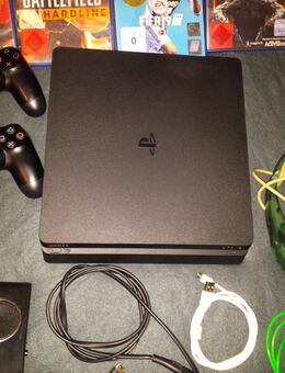 Playstation 4 mit Zubehör - Hagen (Stadt der FernUniversität) Haspe
