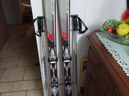 Ski mit Helm und Schuhen - Gelsenkirchen Hassel