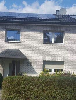 Anspruchsvolle 5 Zimmer Wohnung mit Panoramablick auf den Arnsberger Wald - Arnsberg