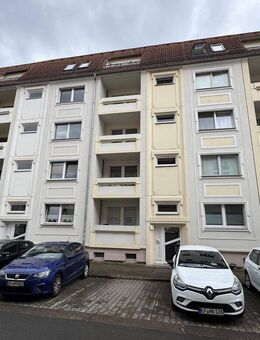 Charmante 2-Zimmer-Wohnung mit Balkon in ruhiger Lage nahe der Innenstadt - Erfurt