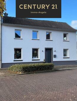 Charmantes, kernsaniertes Reihenendhaus - perfekt für eine kleine Familie - Hückelhoven