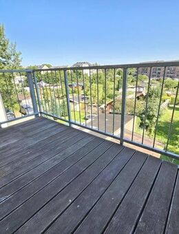 Schöne 3-Zimmer Wohnung mit Balkon *1 Monat mietfrei* - Chemnitz