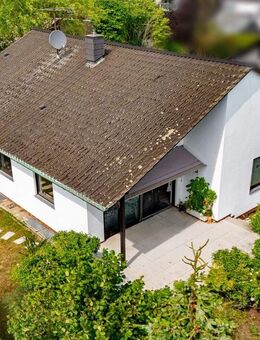 HEGERICH: Gepflegtes Einfamilienhaus mit direktem Blick über die Felder - Seukendorf