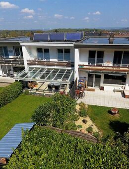 EINS, ZWEI, DREI...MEINS, gepflegtes und modernisiertes Reihenendhaus in bvorzugter Wohnlage von Hiddesen - Detmold