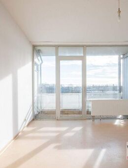 KLEIN-FEIN-DEIN - gemütliche 1-Zimmer-Wohnung mit Loggia in Ortsrandlage von Neunkirchen! - Neunkirchen (Saarland)