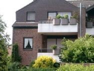 Bald schon Ihr Zuhause? Traumhafte 2,5 Raum-Wohnung im 2.OG • 68m² mit Süd-Loggia im gepflegten 6-Familien-Haus - Recklinghausen