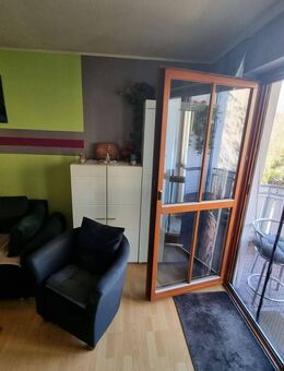 Gemütliche 2 Zi.-Wohnung mit Balkon - Schmölln