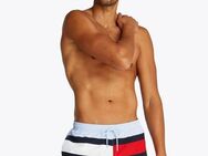 Tommy Hilfiger Swimwear Badeshorts MEDIUM DRAWSTRING mit großem Logo