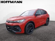 VW Tiguan, 2.0 TDI R-Line Black Style, Jahr 2022 - Pößneck