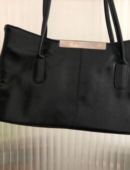 Prada Handtasche Tasche neuwertig - Stuttgart