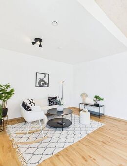 Großzügige und lichtdurchflutete 4-Zimmer-Garten-Wohnung mit zwei Stellplätzen in urbaner Lage! - Bad Schussenried