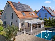Traumhafte Lage! Hochwertiges Einfamilienhaus mit Pool und Panoramablick ins Grüne - Ebermannsdorf