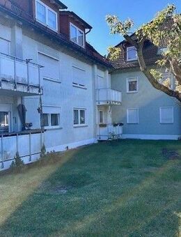 ruhige große 2-Raum Wohnung mit Balkon und Stellplatz, 10 Minuten zum Bahnhof mit Berlinanbindung - Zossen