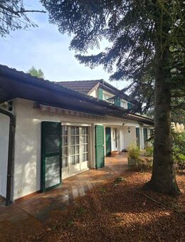 NK-Kohlhof"Großzügige Landhausvilla mit schönem Grundstück in ruhiger Lage-RESERVIERT - Neunkirchen (Saarland)