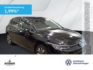 VW Golf, 2.0 TDI VIII Move, Jahr 2024 - Wolfenbüttel