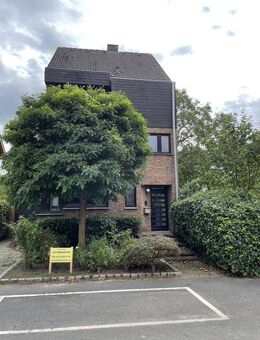 Großzügiges Einfamilienhaus in ruhiger Spielstraße - Mönchengladbach