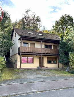 Schönes Zweifamilienwohnhaus mit ELW in Wertheim-Bestenheid in gefragter Lage mit toller Aussicht - Wertheim